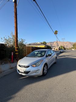 2012 Hyundai Elantra