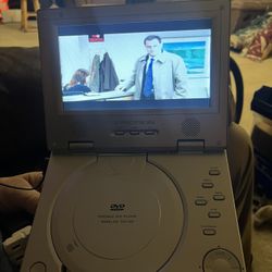 Protron PDV-288 Portable DVD Player (7") w/Power Adapter