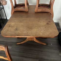 Extendable Wooden Dining Table + 4 Chairs