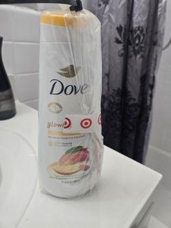 Dove Glowing Body Wash Mango & Almond Butter
