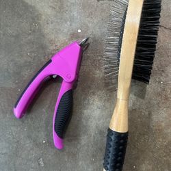 Free Dog Brush & Nail Clipper