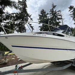 2006 Bayliner 245