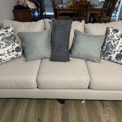 Couch With Decorative Pillows 