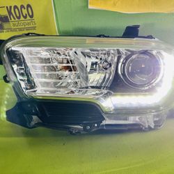 2016 - 2021 TOYOTA TACOMA HALOGEN W/ LED ACCENT HEADLIGHT LEFT DRIVER SIDE OEM TESTED