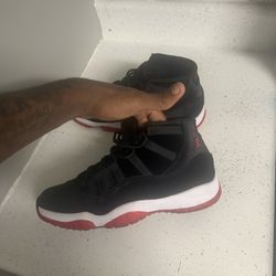 Jordan 11 Bred Velvet 