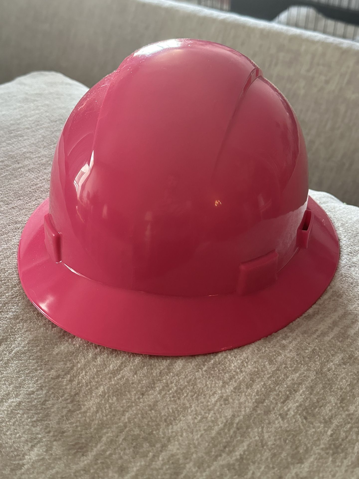 Women’s Pink Construction Hard Hat