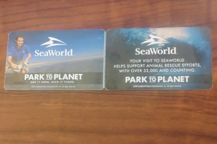 2 SeaWorld Passes