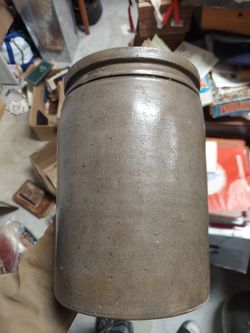 Antique 1 gallon stoneware crock