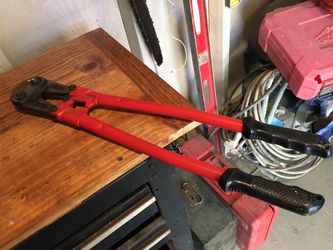 Ace. Bolt cutter