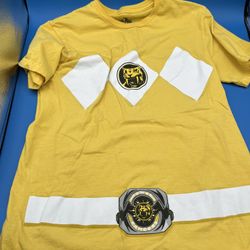 Power Rangers Yellow Ranger Men’s Short Sleeve Size Small 