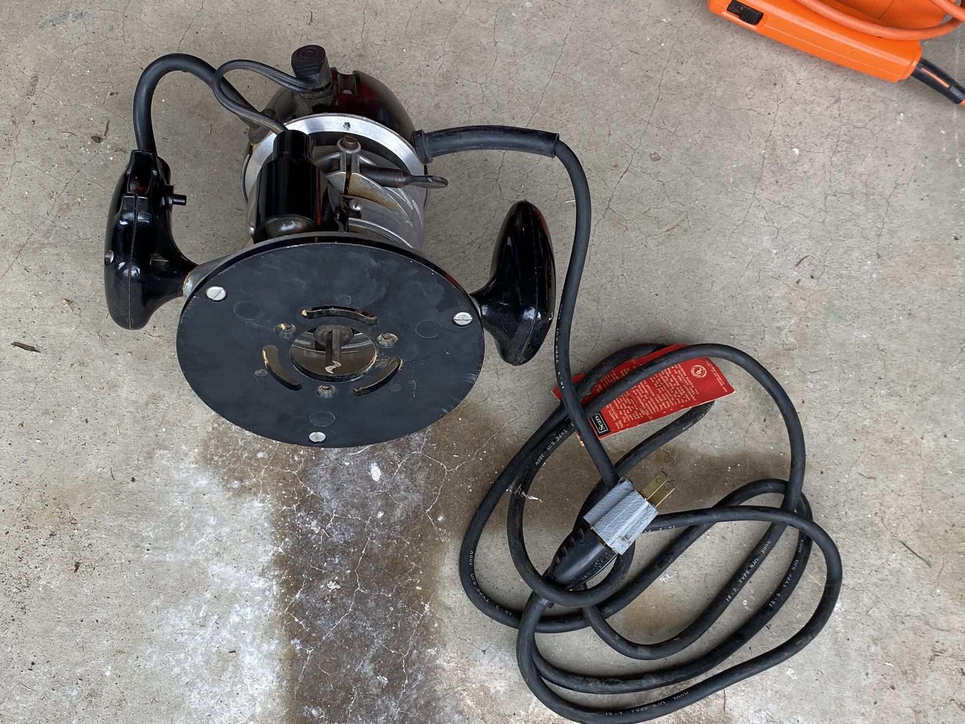 Craftsman Router