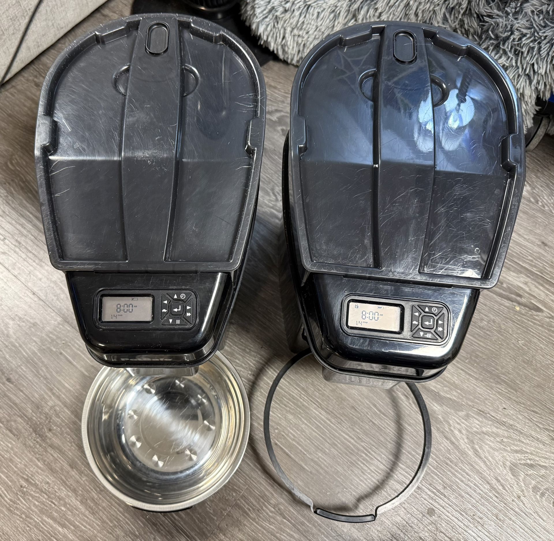 Automatic Pet Feeder (Dog or Cat)