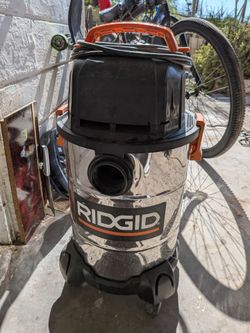Rigid Shop-Vac with nine foot hose