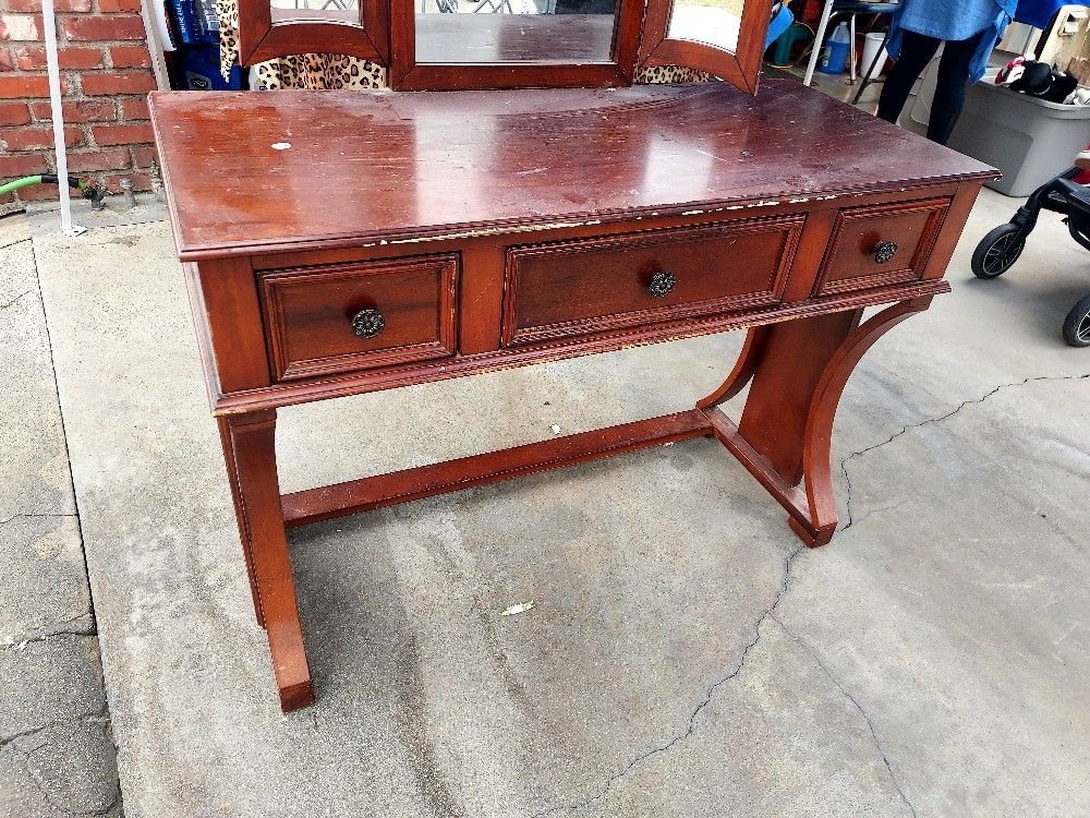 Vanity Desk Mirror