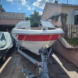 Maxxum 19 Sports Boat 