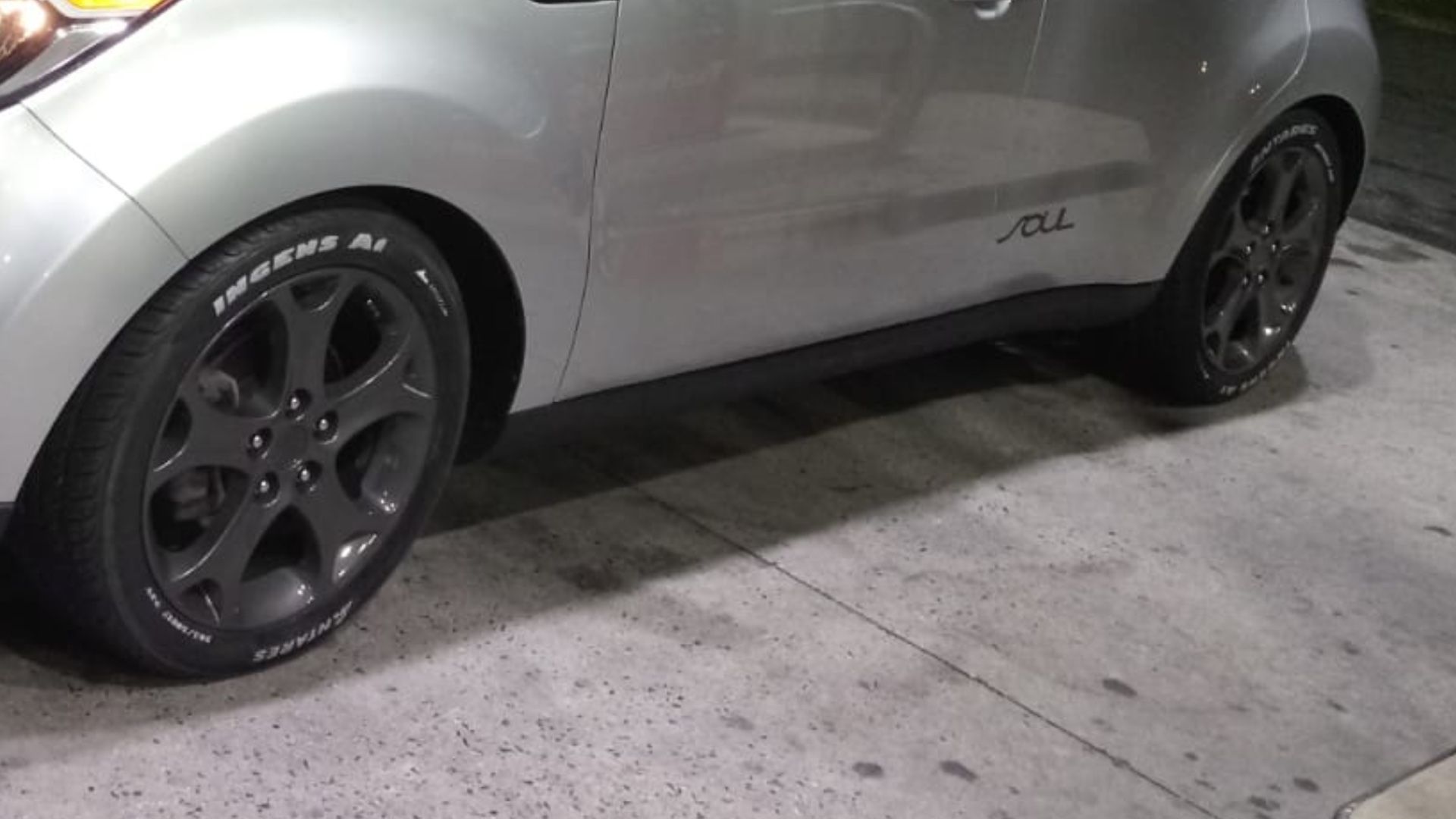 5x114 wheels Mazda 17 good tires $350