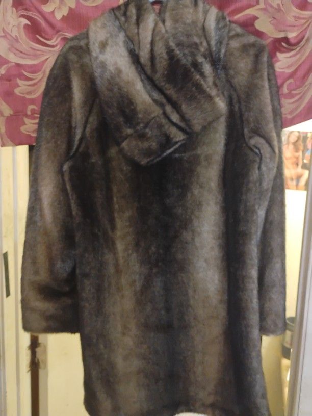Mink Cóat With Hoodie