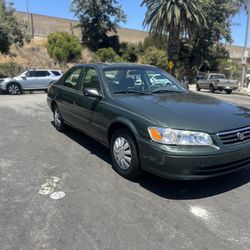 Toyota Camry 