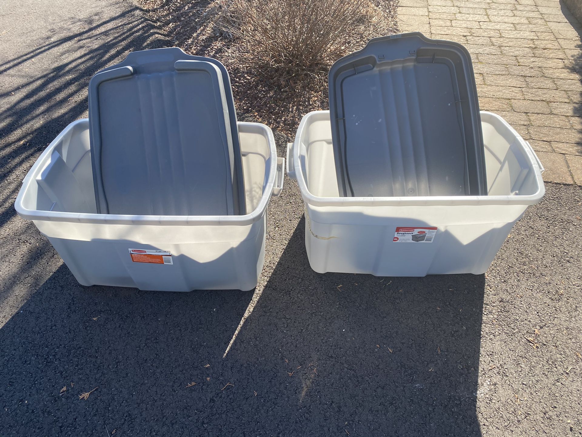 2 Rubbermaid Storage Containers
