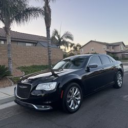 2018 CHRYSLER 300 LIMITED 