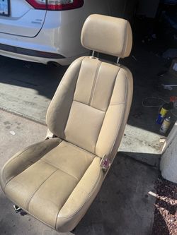 07-14 yukon front passanger seat