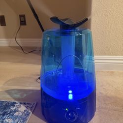 Working Rosewill  Ultrasonic Humidifier - Dual Cool Mist, 1.3 Gallon (5L) Tank Capacity, Auto Shut-Off with LED Night Light - Black