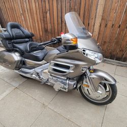 2004 Honda GL 1800 Gold Wing