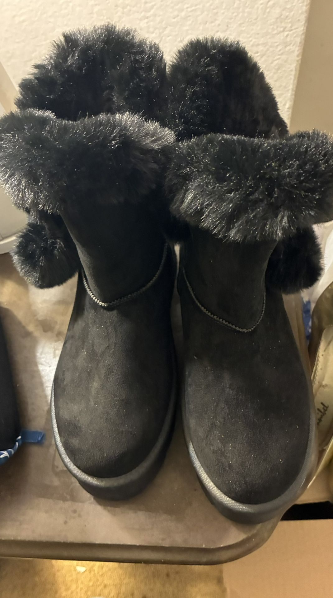 New Rouge Brand Black Ankle Boots 81/2