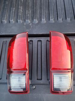 2016 2023 Toyota Tacoma OEM Taillights