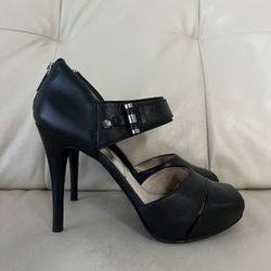 Michael Kors heels, Leather, Size 8