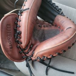 Baseball Glove Catchers