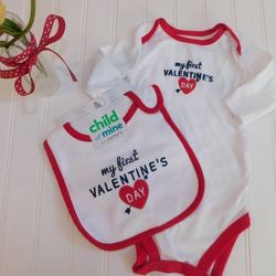 NWT Baby MY1st FIRST VALENTINE'S Day Bodysuit and Bib 0-3 Months Set