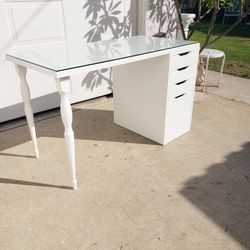 Ikea Desk With Glass Top 