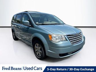 2010 Chrysler Town & Country