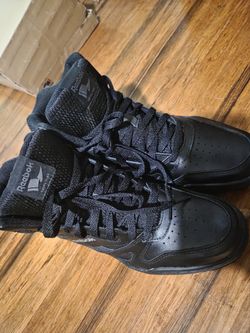 Mens Reeboks Size 10.5