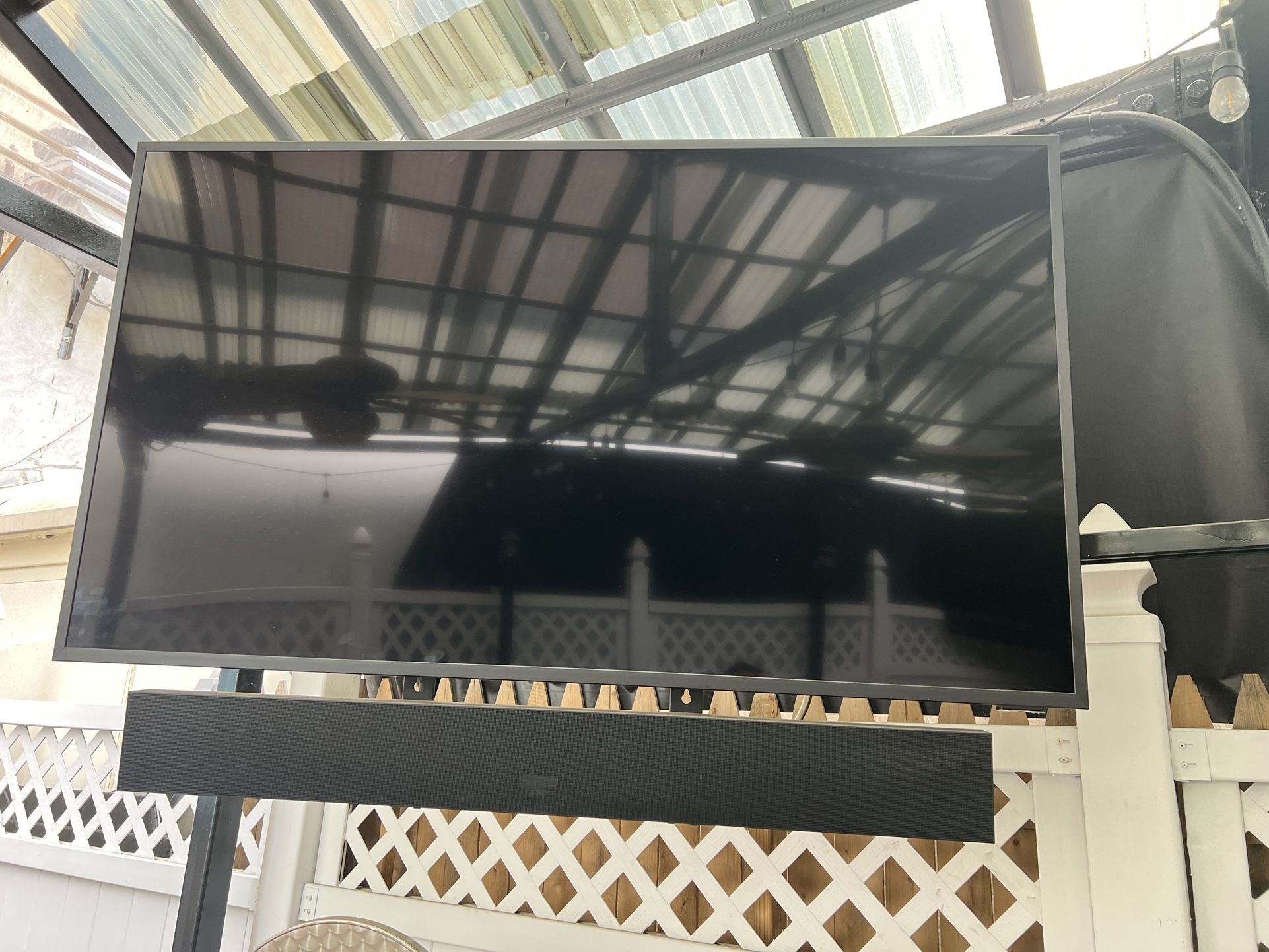 65”Samsung Outdoor TV and Samsung Outdoor Soundbar Televisions