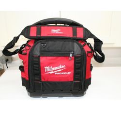 Milwaukee PACKOUT 15 in. Structured Tool Bag