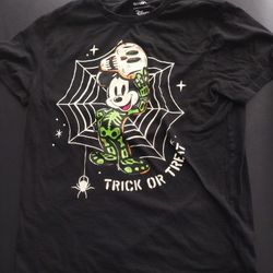 mickey mause t shirt, medium size