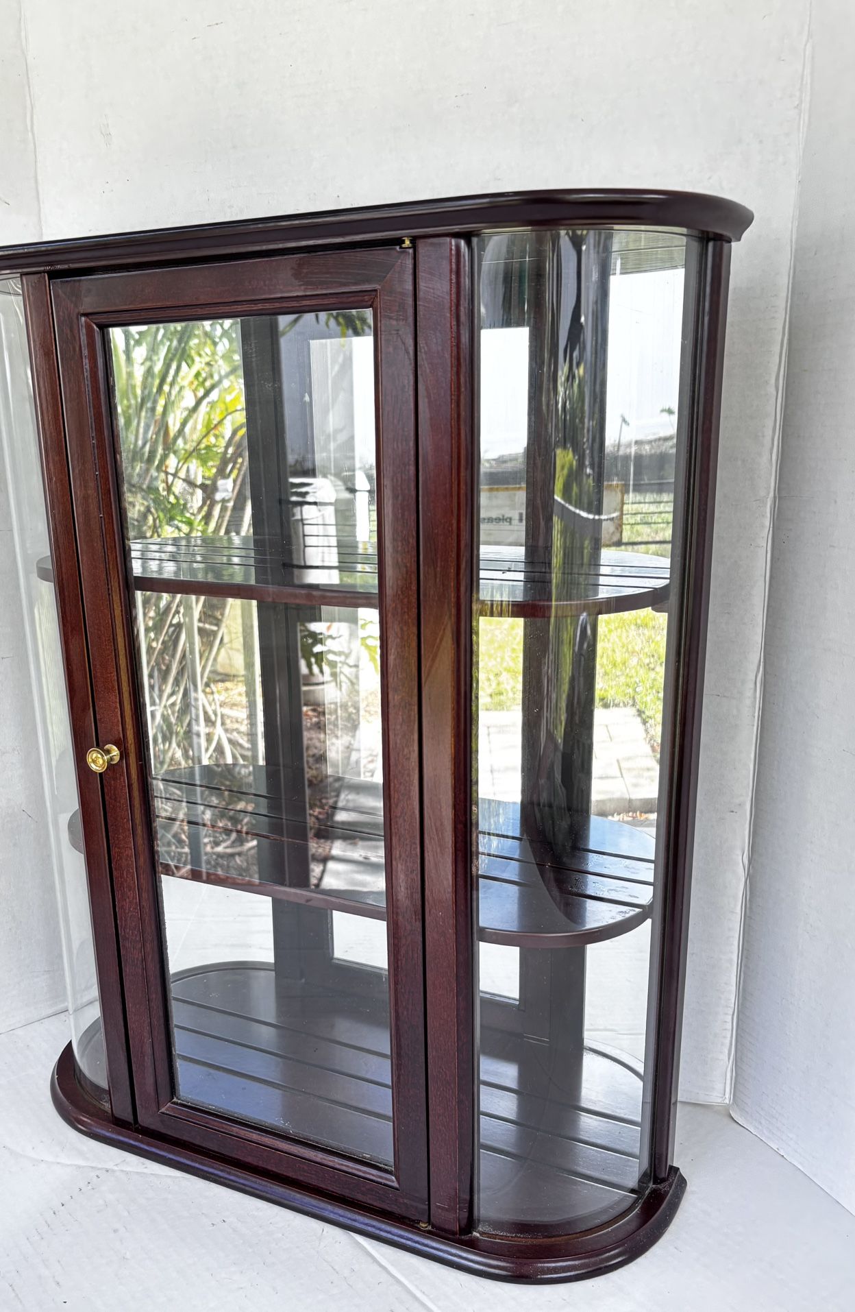 Vintage Bombay Company Curved Glass Mirrored Curio Display Cabinet Wall Mount 25h x 20.5 w. X 6”