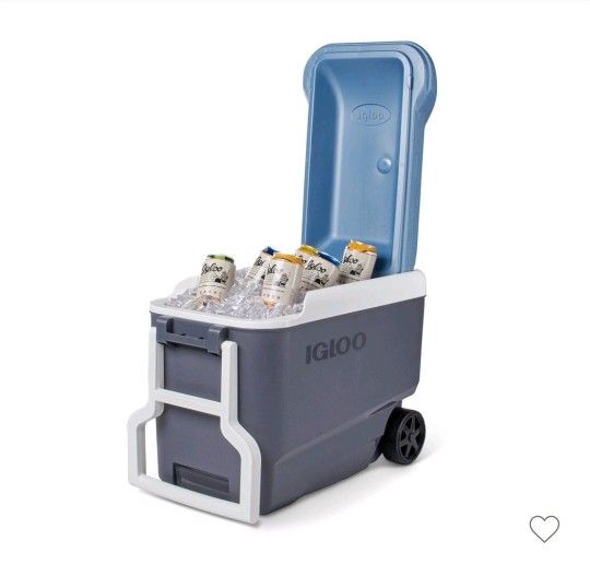 Igloo maxcold  40 quart  wheeled cooler