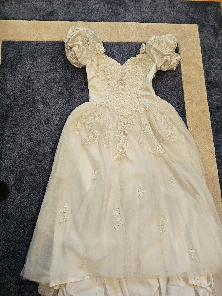 Vintage Wedding Dress Size 16