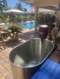 Hydro Therapeutic Tank 72 Gallons