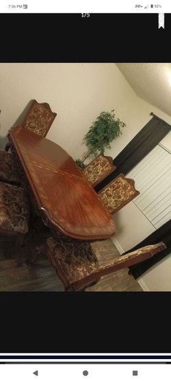 Free dinning table