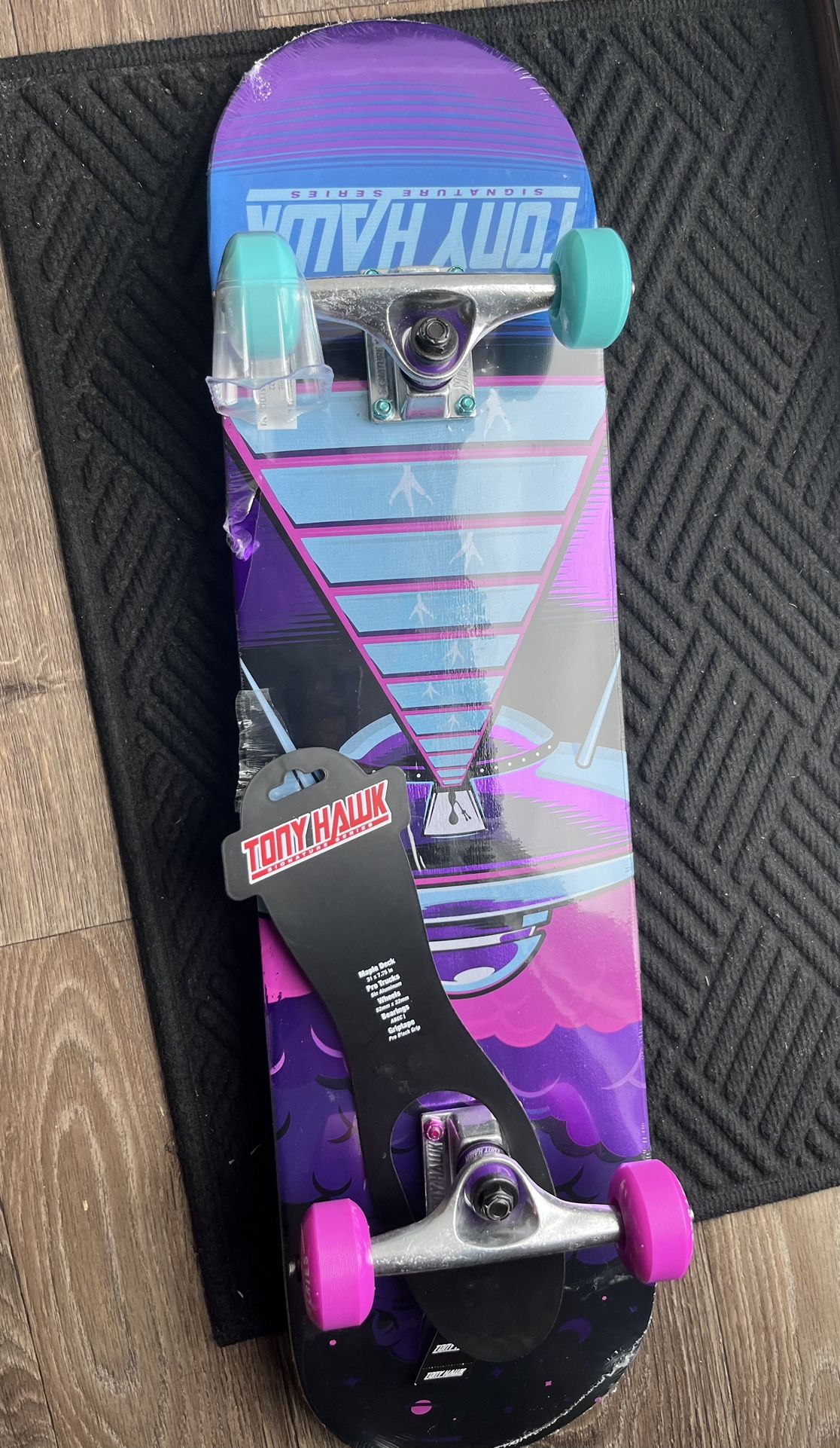 Tony Hawk Skateboard . 