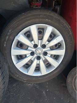 16 in Nissan Sentra Wheels and Tires