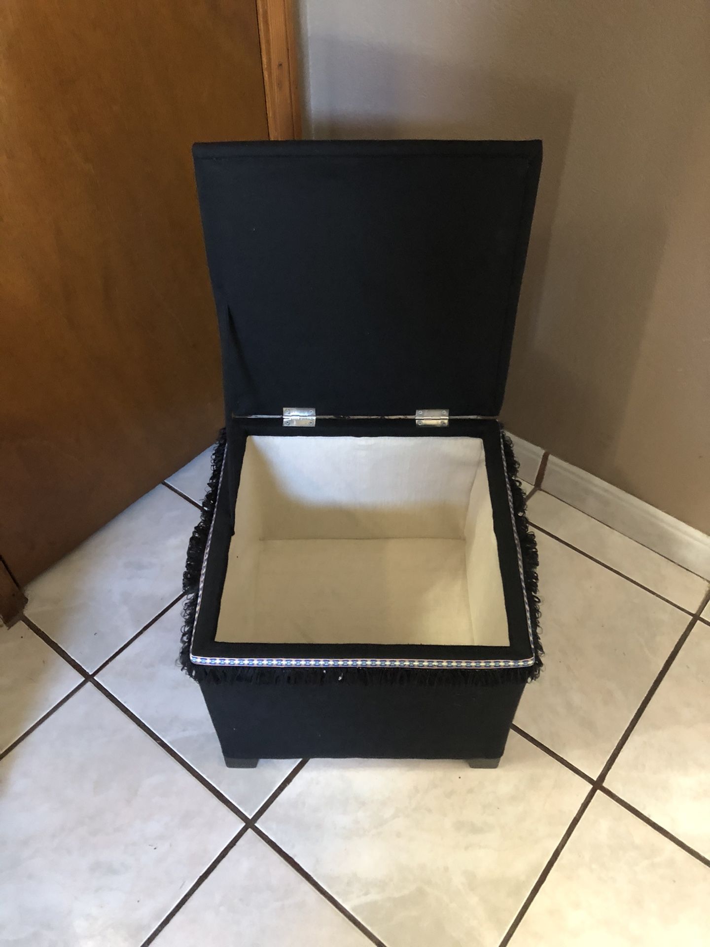 Brand new Storage box/seat