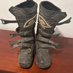 Dirt bike Boots