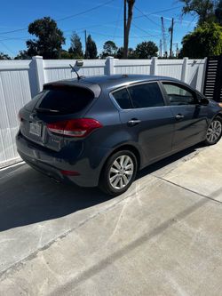 2015 KIA Forte 5-Door