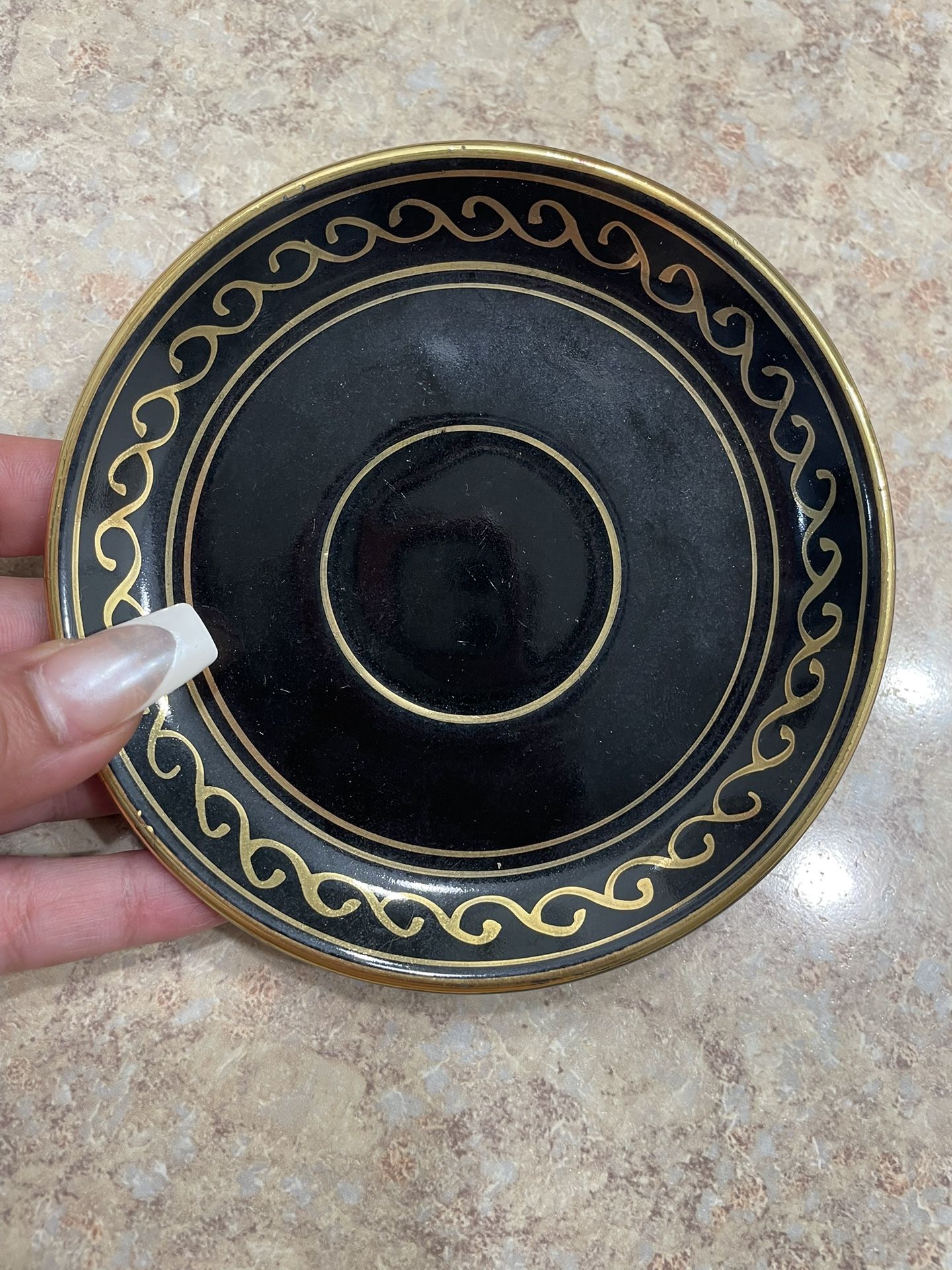 Ceramic Decorative Plate - 2$