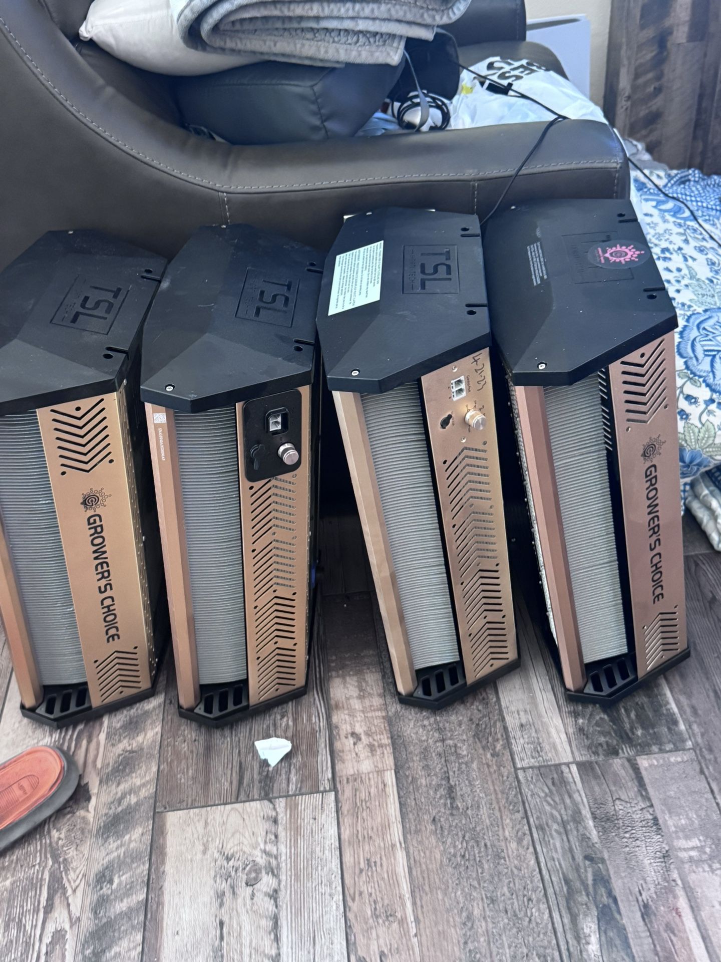 Growers Choice TSL-800 LED Grow light 1000W